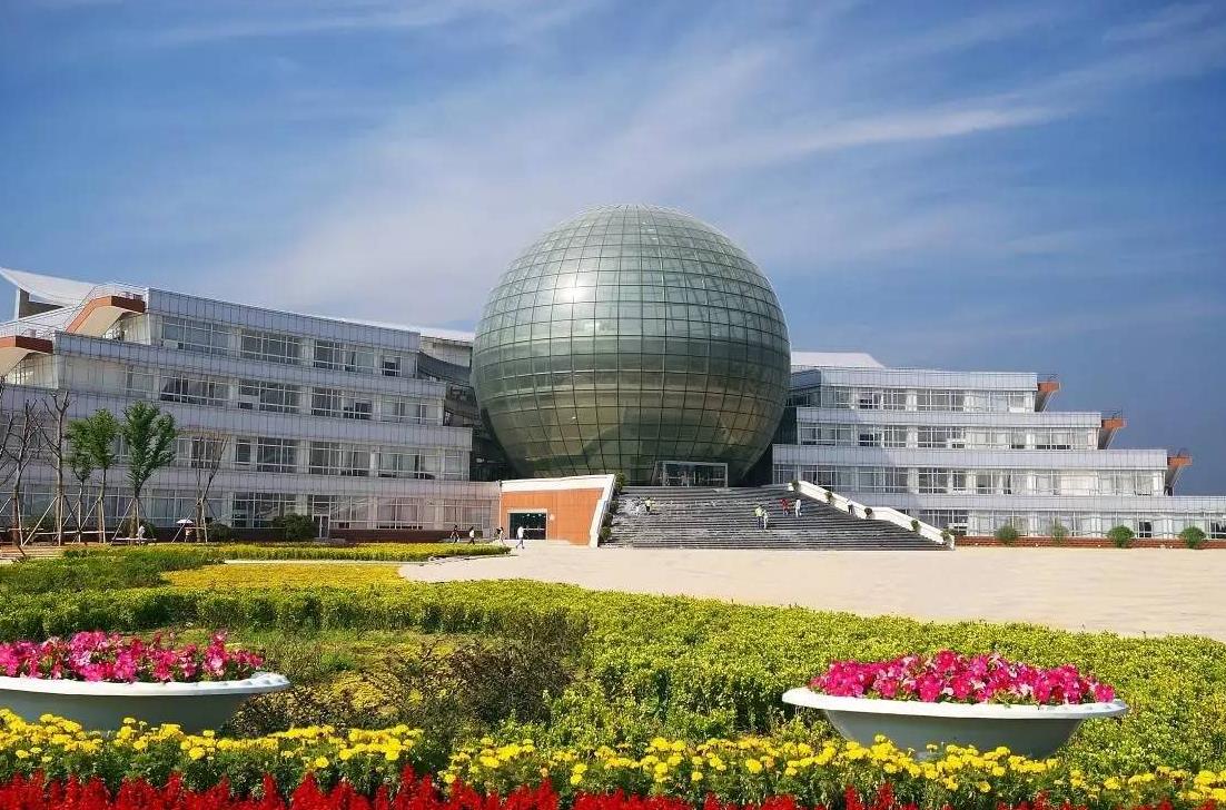 北京语言大学是211还是985(不是985) - 兜在学