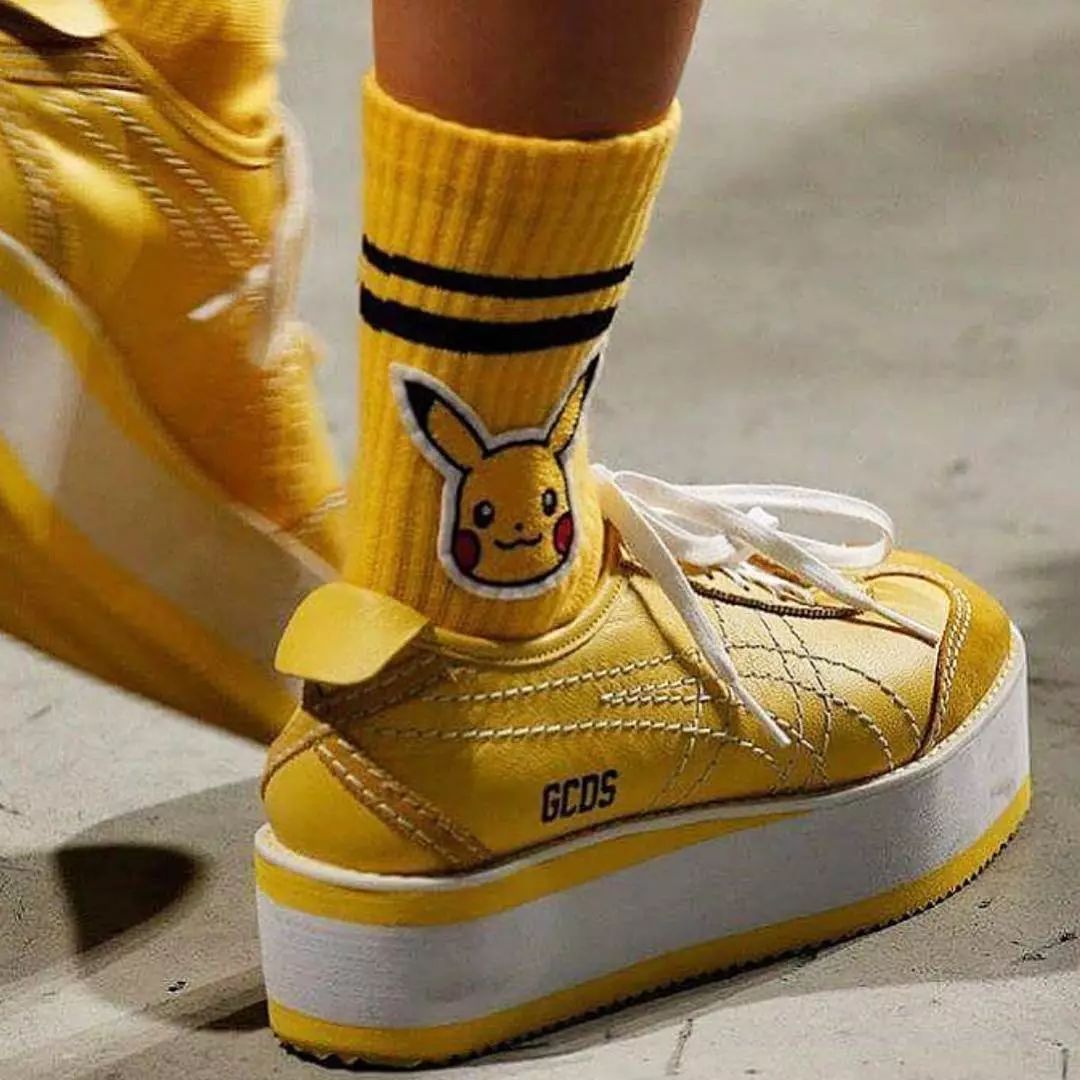 “以前看不起ACG，现在恨不得全身ACG。”