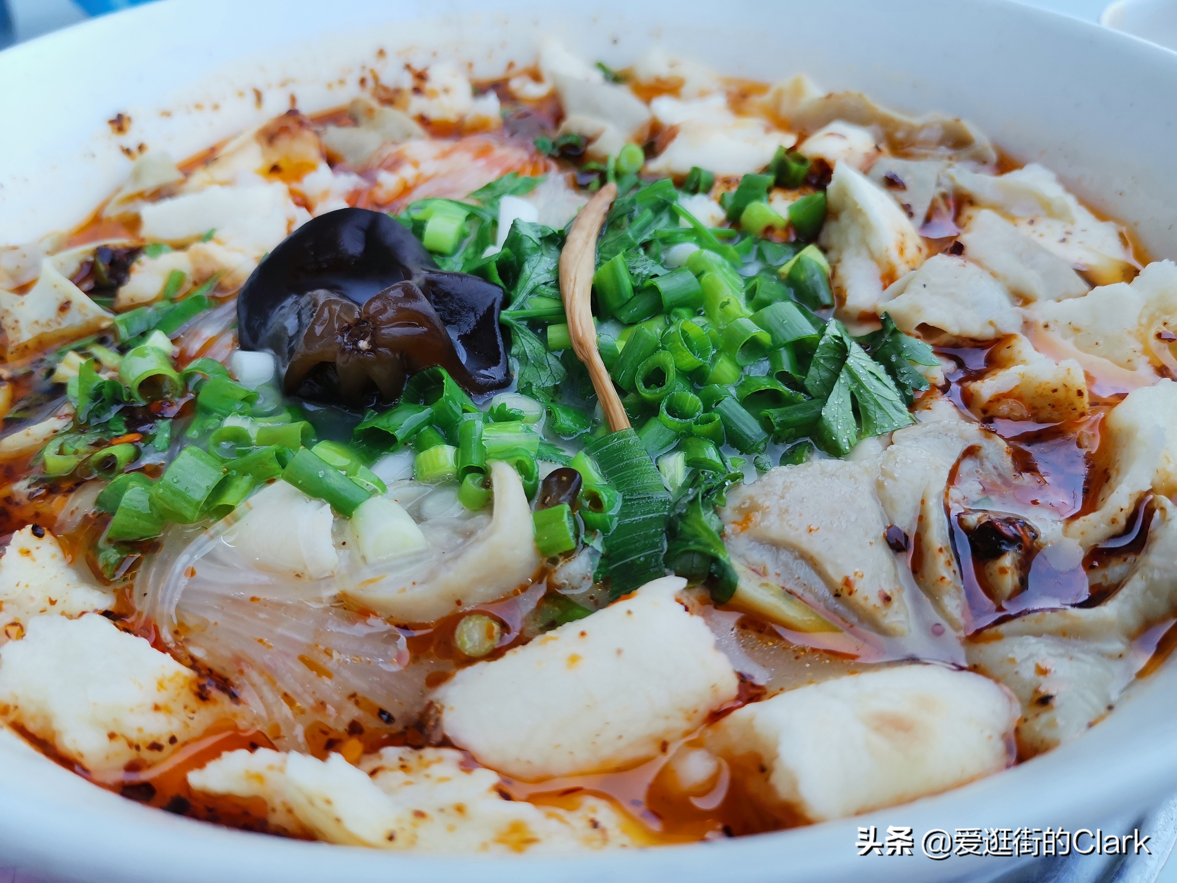 这家科技路上的葫芦头店，为什么被城中村包围着却依然卖的这么贵