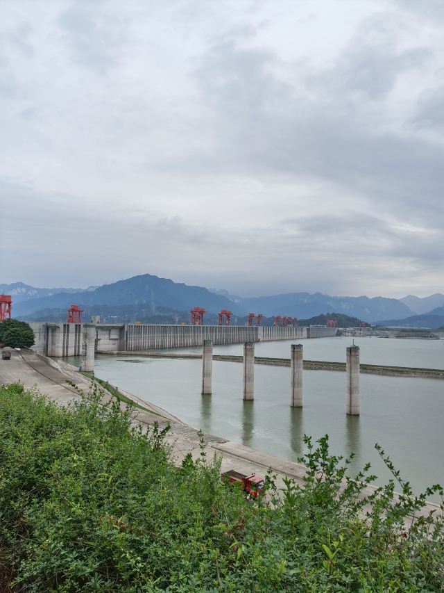 重庆旅游6日游多少钱(重庆旅游3--4日游攻略)