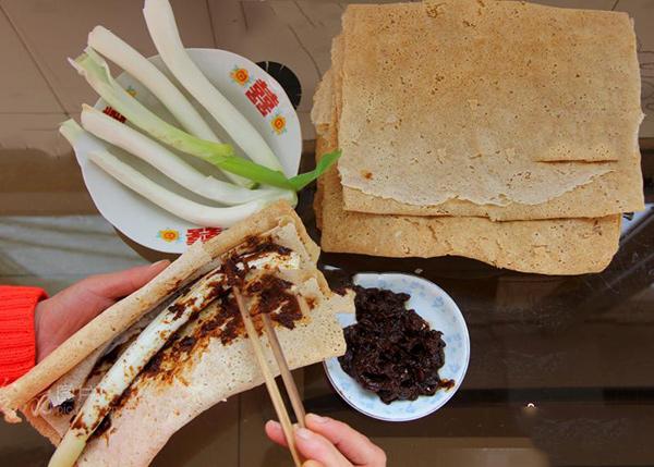 煎饼卷大葱,煎饼卷大葱订餐电话