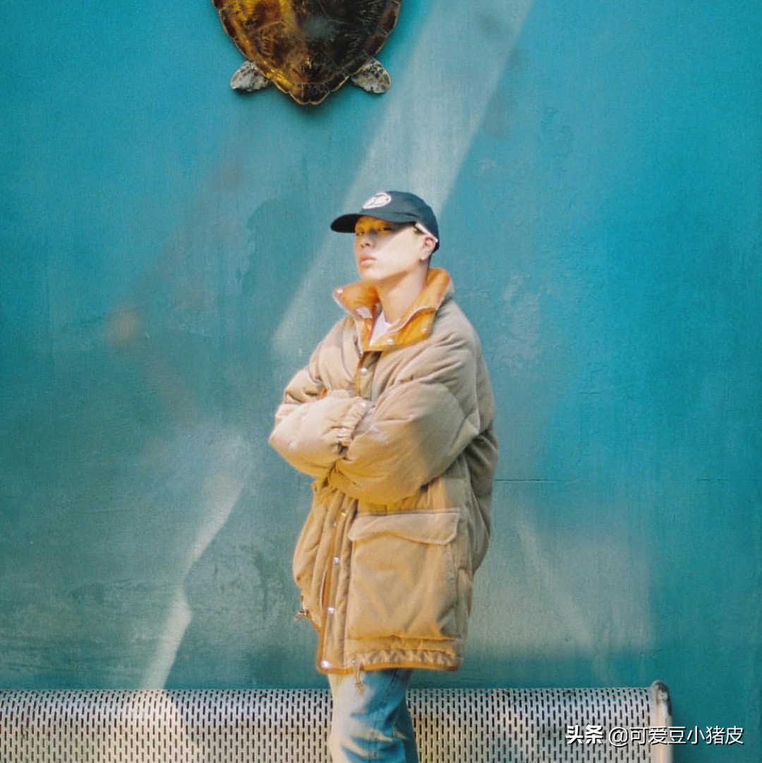 韩国乐坛只识男团？盘点6位独具一格的男歌手：吴赫有招牌烟嗓