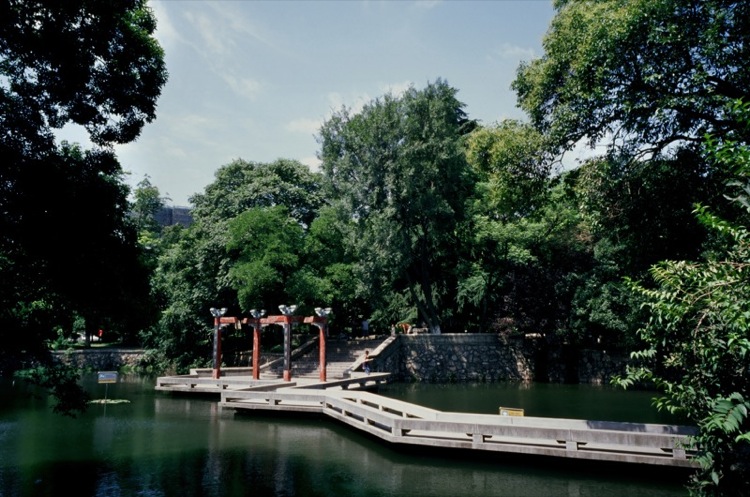 精彩！看江苏这所百年名校让人怦然心动的