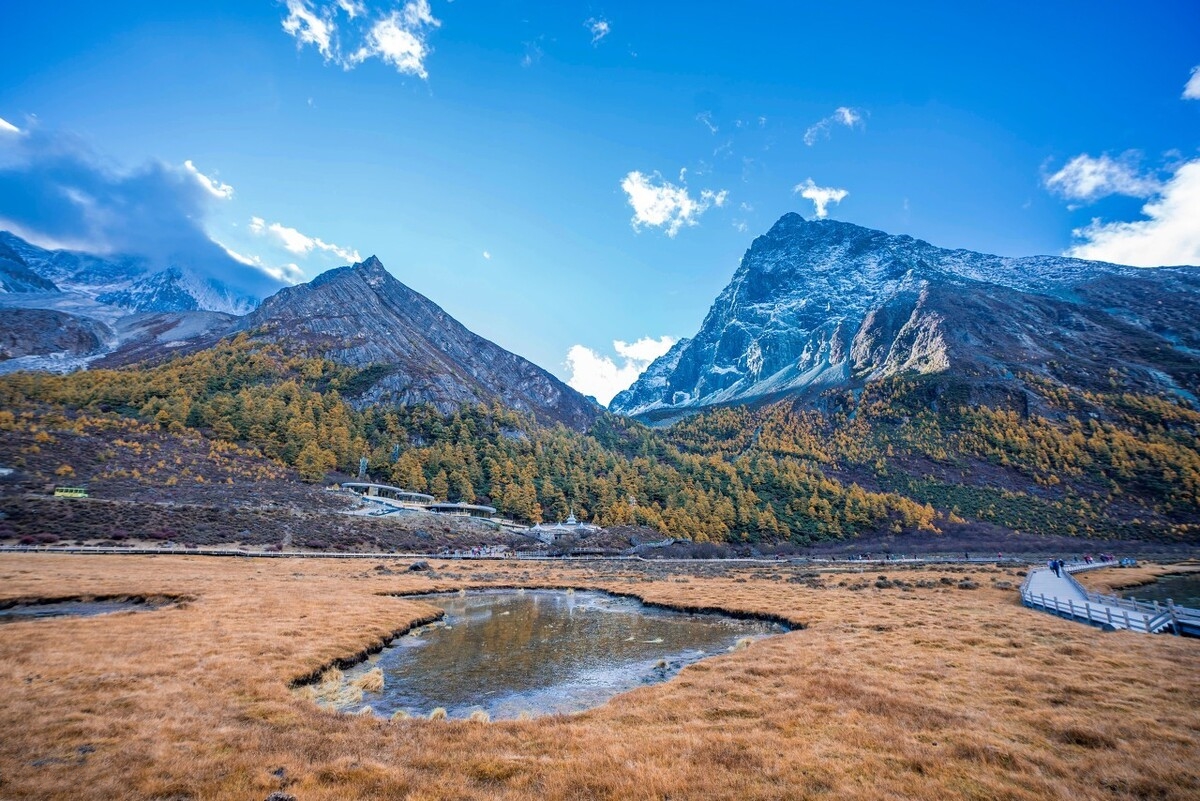 4月旅行最值得去的10个地方(4月旅行最值得去的10个地方是哪里)