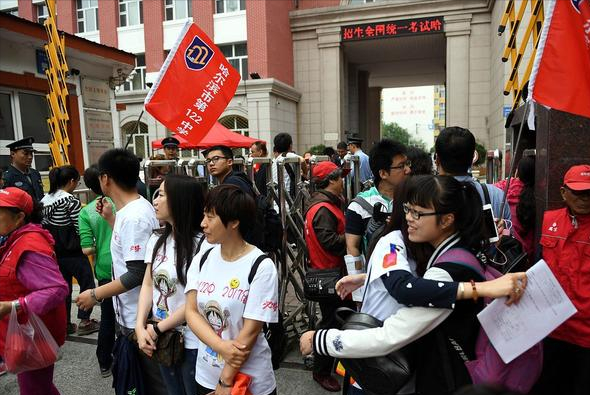 安徽三所“虚假大学”被官媒曝光，臭名昭著，毕业证一文不值