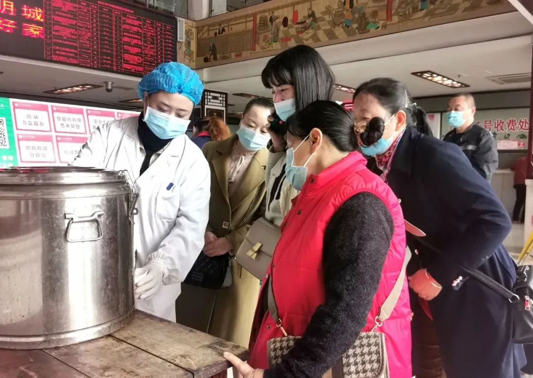 人民日报记者专访省中医药局副局长李道丕：中西医结合，坚决打赢疫情防控遭遇战