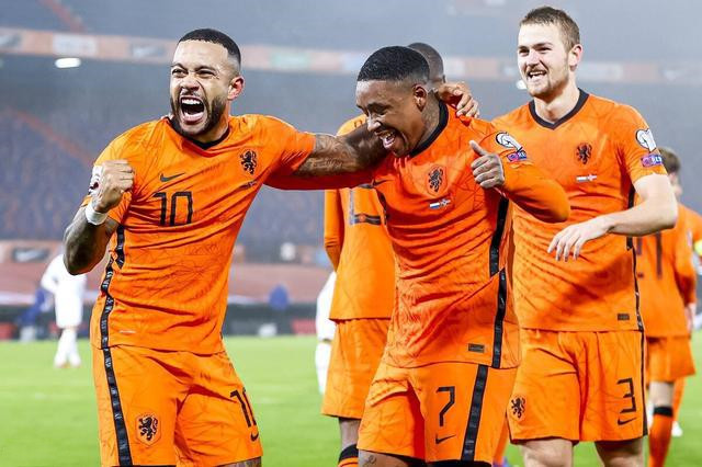 世预：荷兰2-0胜挪威，搭上直通末班车，土耳其2-1锁定附加赛资格