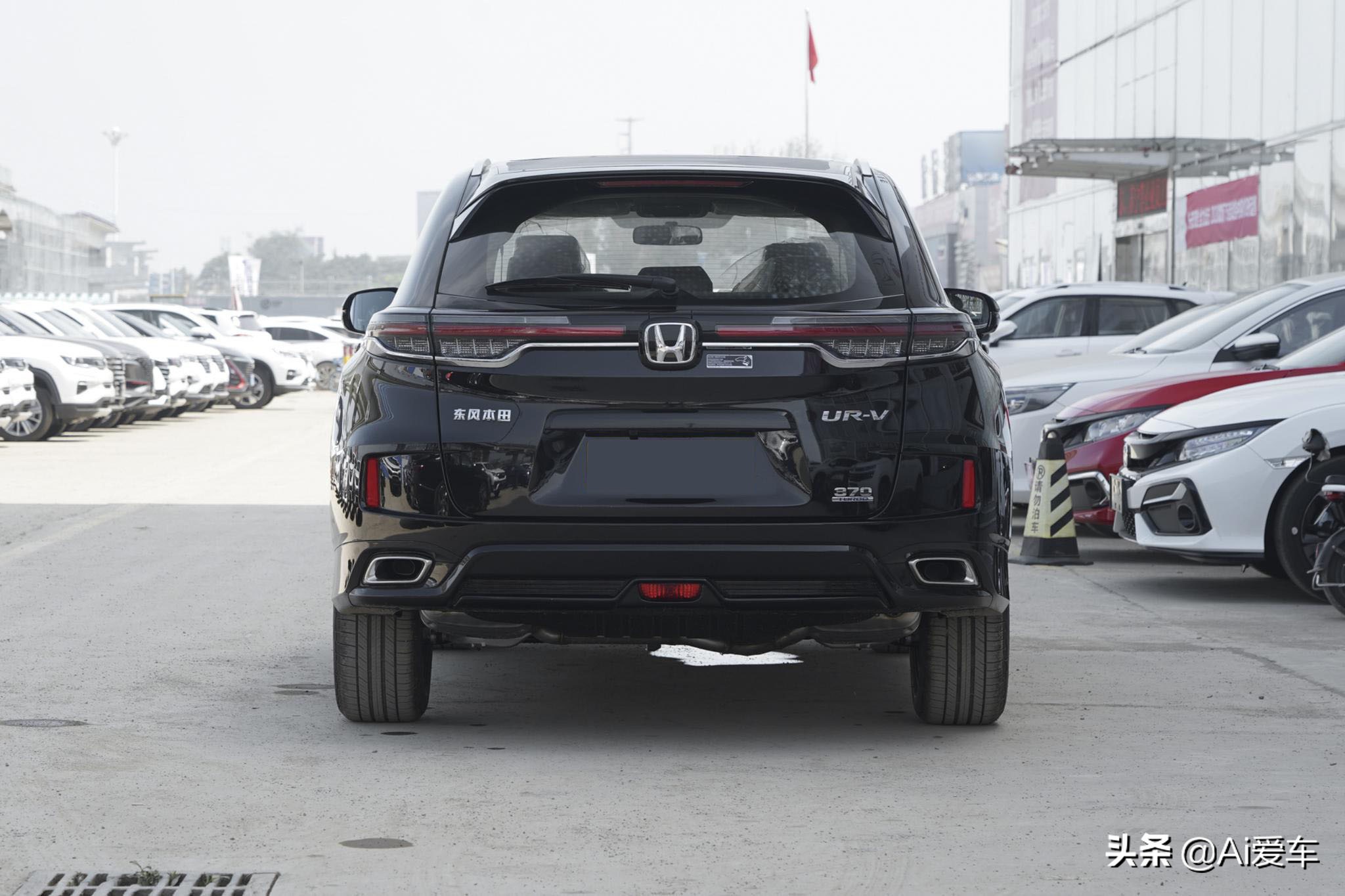 带豪华质感的本田超大SUV，2.0T+9AT油耗不高性价比高，本田UR-V