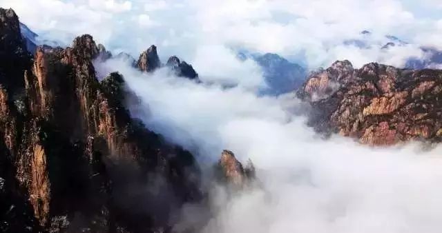 中国最美十大名山与十大名湖权威榜单揭晓
