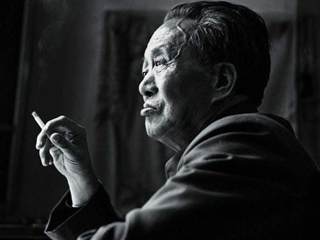 艾青很有意志的语录,让人读完无不佩服,生为人,该活得如此精彩