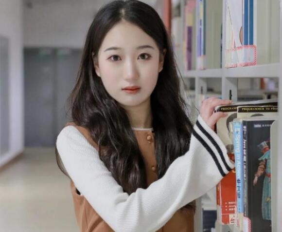 中南大学的“女神寝室”：四人集体保研名校，颜值在线、气质出众