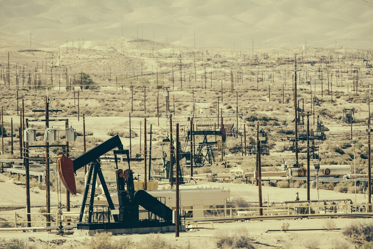 油价调整：国际原油价格暴跌，11月21日92号汽油、95号汽油限价