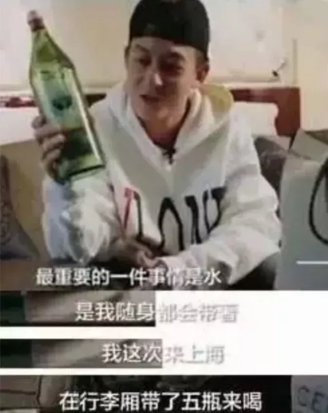 几十万名牌包，上亿帝王绿翡翠，明星烧钱“富养”女儿大PK