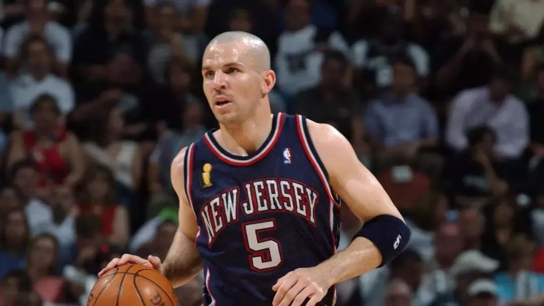 全能王！盘点NBA拿到三双最多的十大球星：詹姆斯仅排第五名