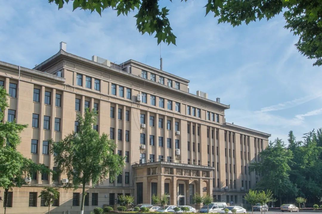 武汉理工大学怎么样（坐拥全球前1）