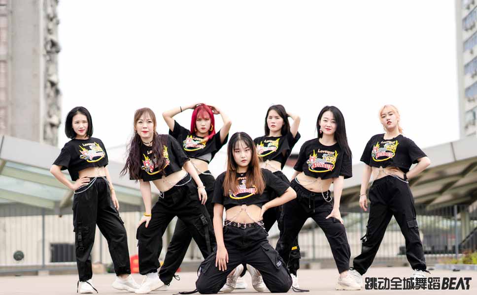 舞蹈小白选择教练班的好处有哪些？原来这就是选择的理由？