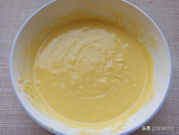 玉米饼怎么做好吃？这一步很重要。做到了饼子柔软筋道，多吃不腻