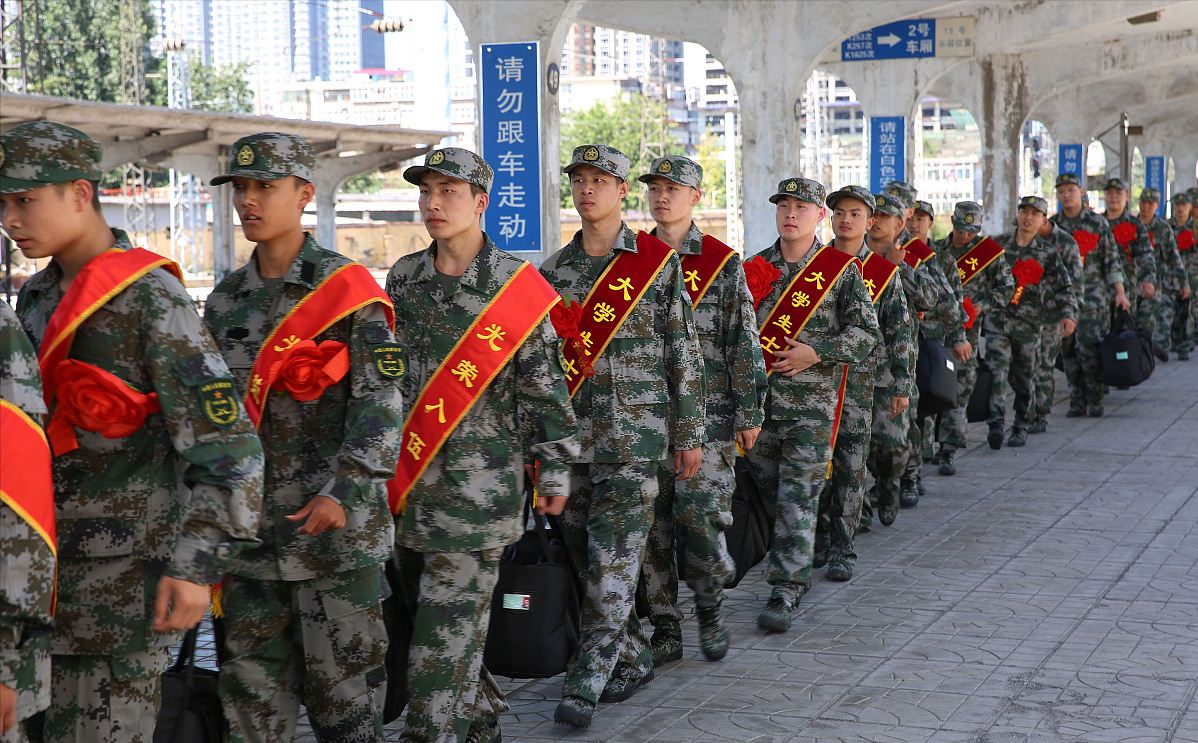 大学生义务兵退伍费发放标准2016，大学生义务兵退伍费多少钱