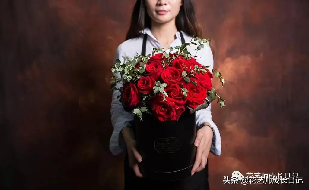 玫瑰数量的含义是什么（玫瑰花数量代表的意义）