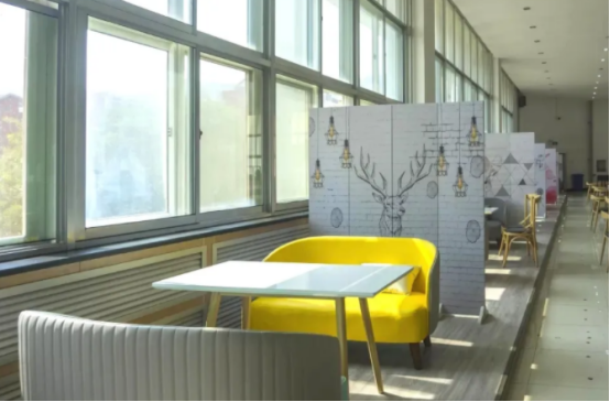 “专属”地铁线！高颜值餐厅！超“豪华”宿舍！兰州大学一次满足你！