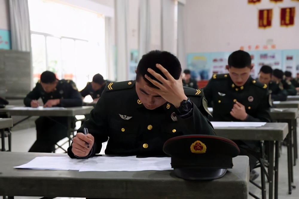 报考军校的基本条件都有什么？这几点需要注意