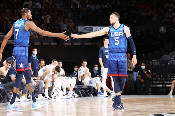 nba为什么胜负已定不能出手(在NBA总决赛第4战的判罚艺术里，隐藏着美国男篮从神坛跌落的原因)