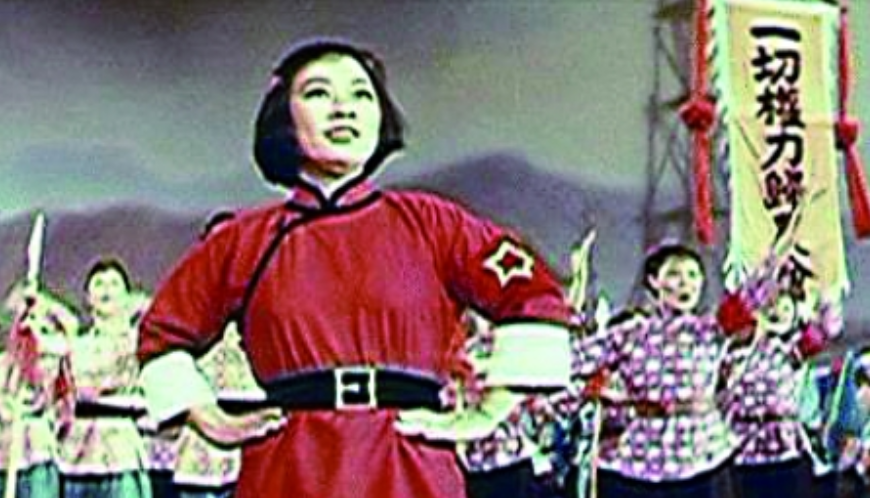 1945年白毛女首演，毛主席的一项决定是关键，王昆：要感谢他啊