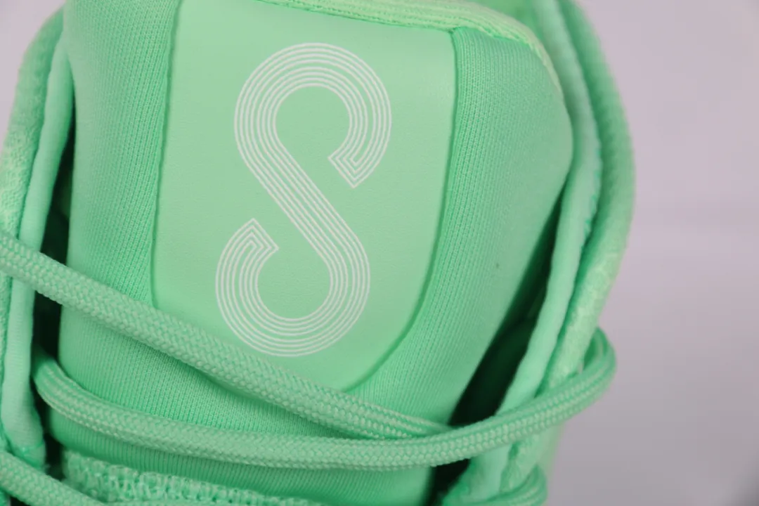 篮球鞋开箱：薄荷绿的李宁音速8，颜值和性能有所增强