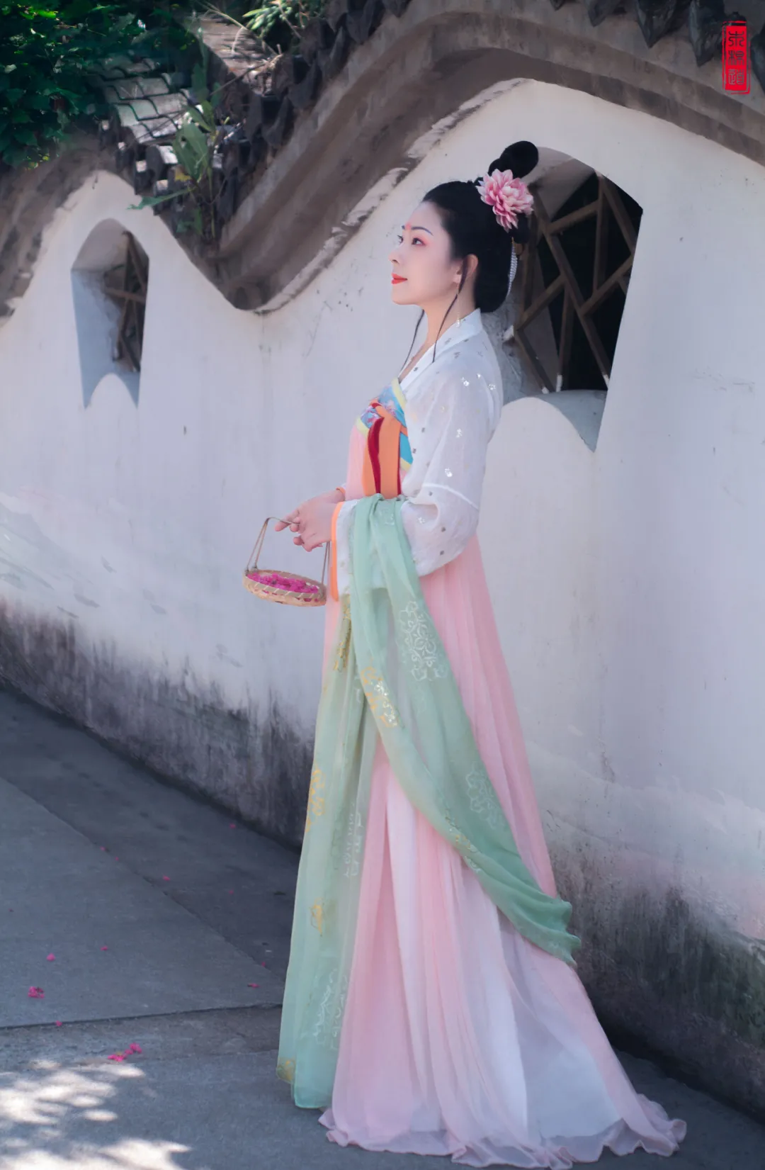 木棉道 | 华服美人：写不尽的人间绝色，倾国倾城