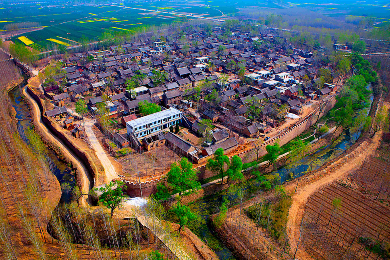 走进这座神秘古寨,探访古村落,解密中原第一红石古寨