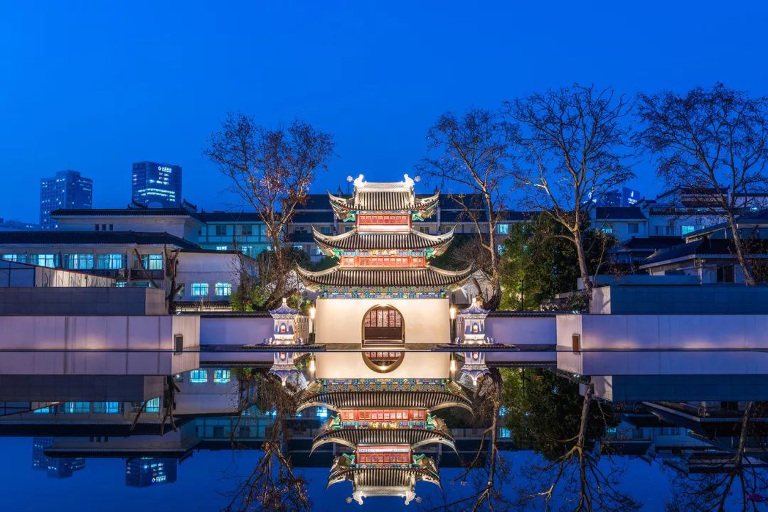 四月旅行地推荐！10个诗情画意目的地，这才是春天该去的地方