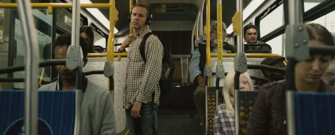 把女神关在笼子当狗养，竟是为了救她？这片全程高能