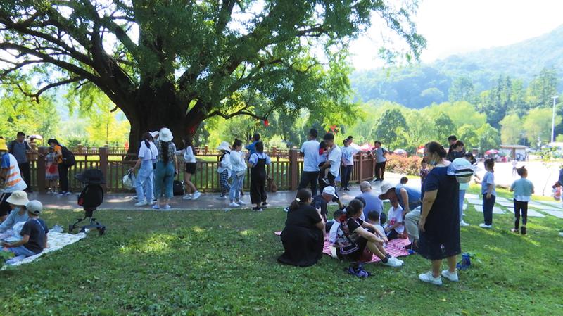 随州：乐享黄金周 欢度国庆节