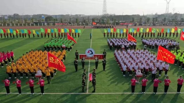 武汉文理学院正式批复，位于武汉市黄陂区长江新城起步区内的大学