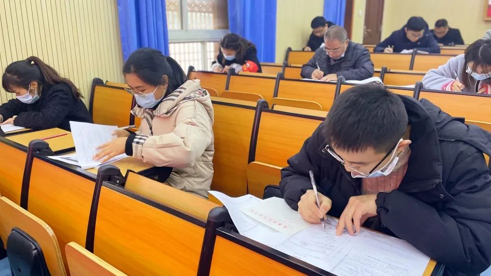 必发365乐趣网投初中部第四届教师解题大赛