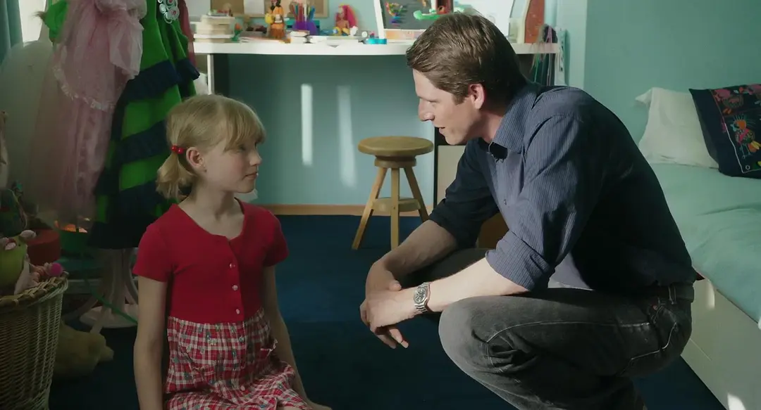 据导演真实经历改编：「儿童性侵」离普通人有多远？