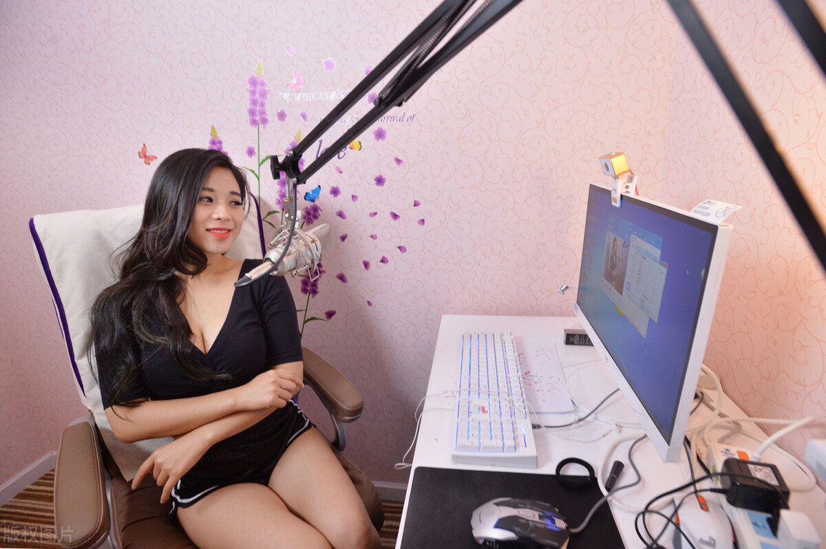 新手试水直播，买设备如何避坑