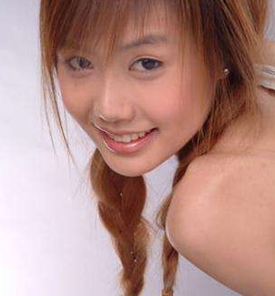 2010年,超女王贝携母整容命丧手术台,母亲私下和解的一幕耐人寻味