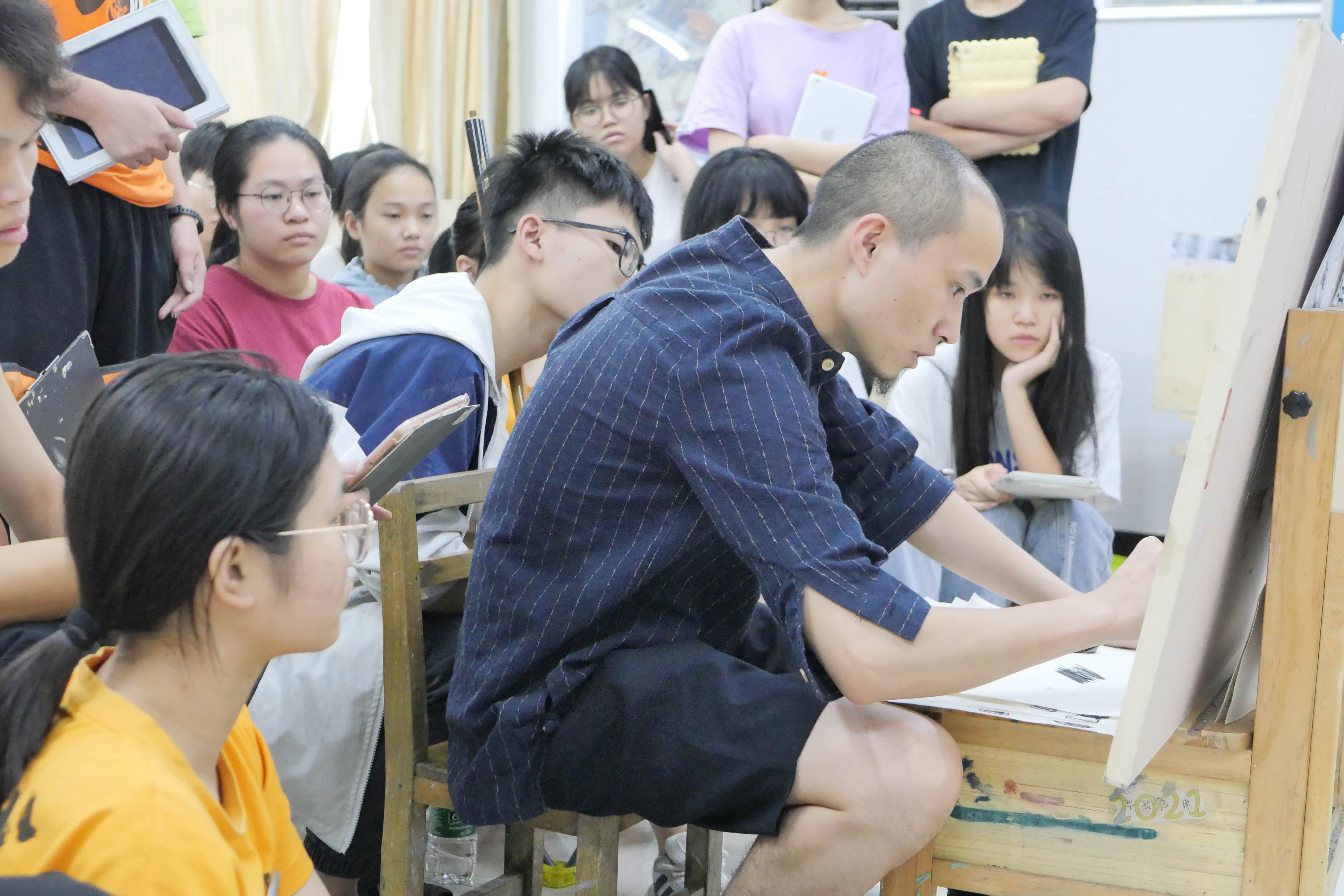 艺考丨校考和联考有什么区别，高考美术生你们必须知道这5个点