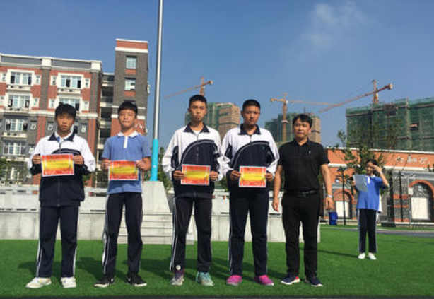 为什么大多数学霸沉默寡言，学渣能言善辩？班主任说出原因