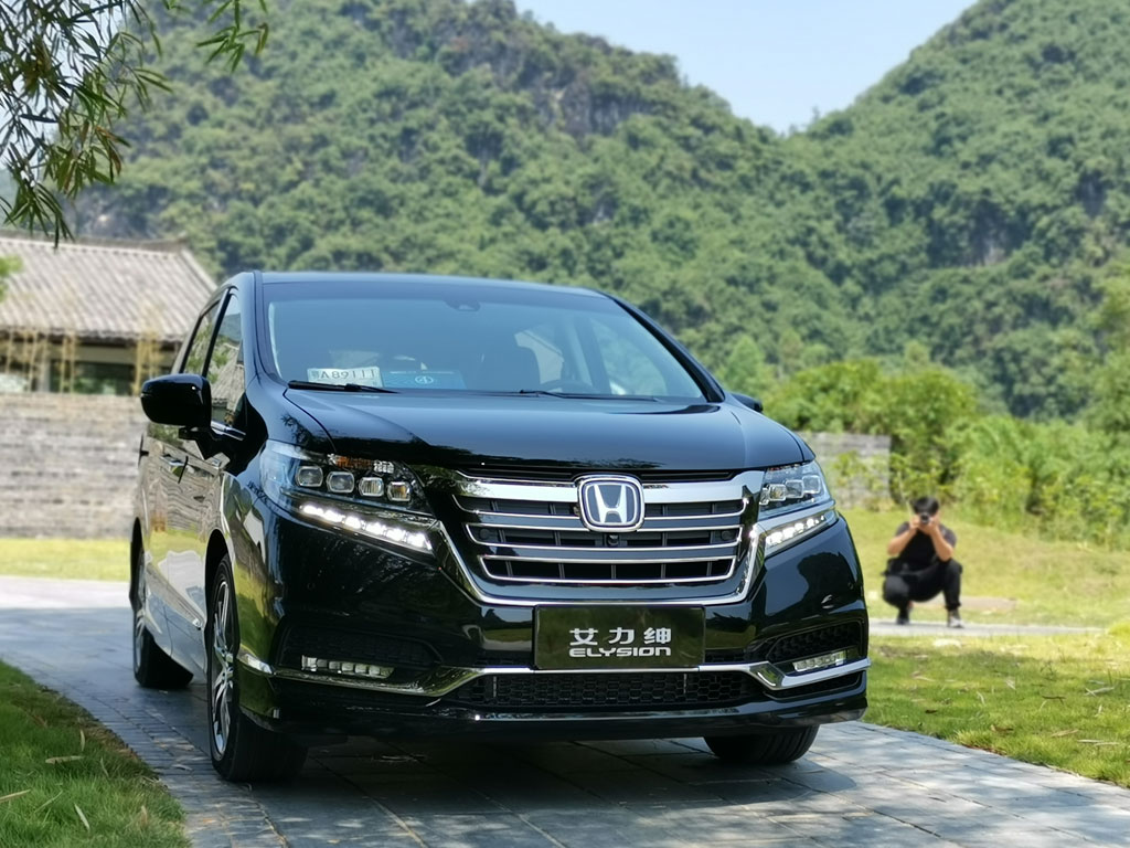 试驾东风本田艾力绅锐·混动：这是让你变得更加“绅士”的MPV