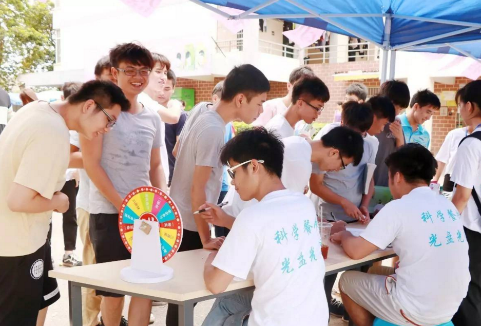 江苏“低调”的二本大学，就业率高达86.59%，毕业就有望成公务员