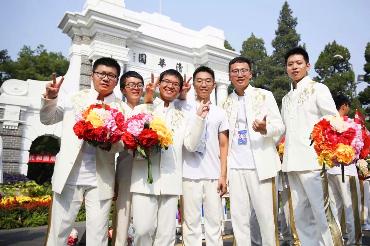 北京全部65所大學(xué)排名，分為8個檔次，考上前三檔前途一片璀璨
