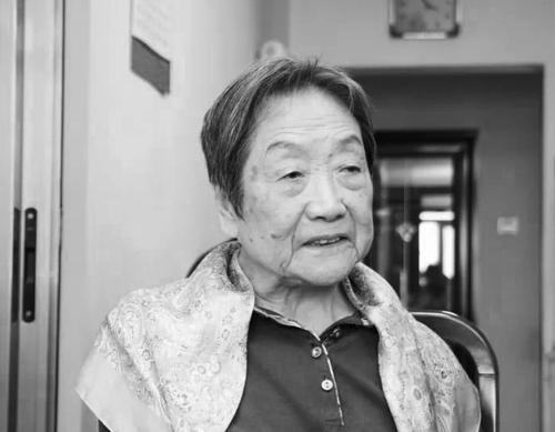 最后一个守墓人走了！守护名将袁崇焕390年，了不起的佘家人