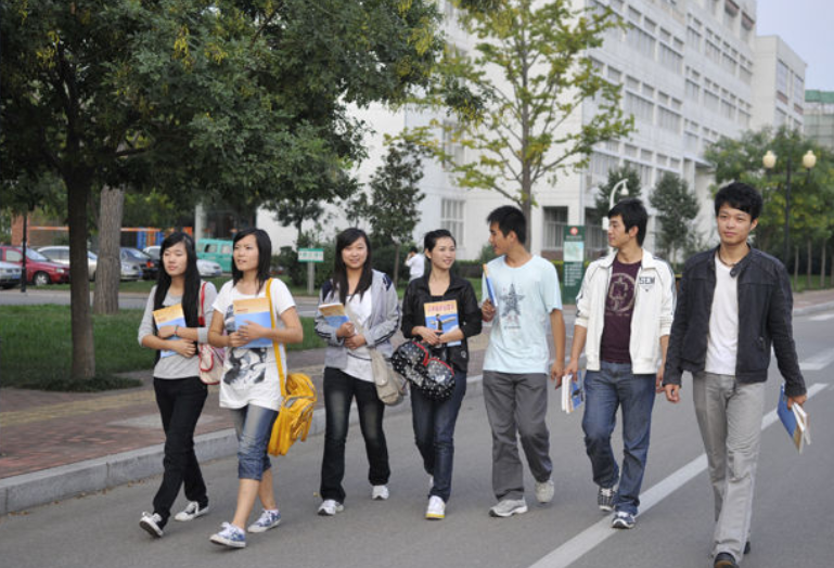 明明同样是高校，为何有大学和学院的区别，学生尽量要早知道