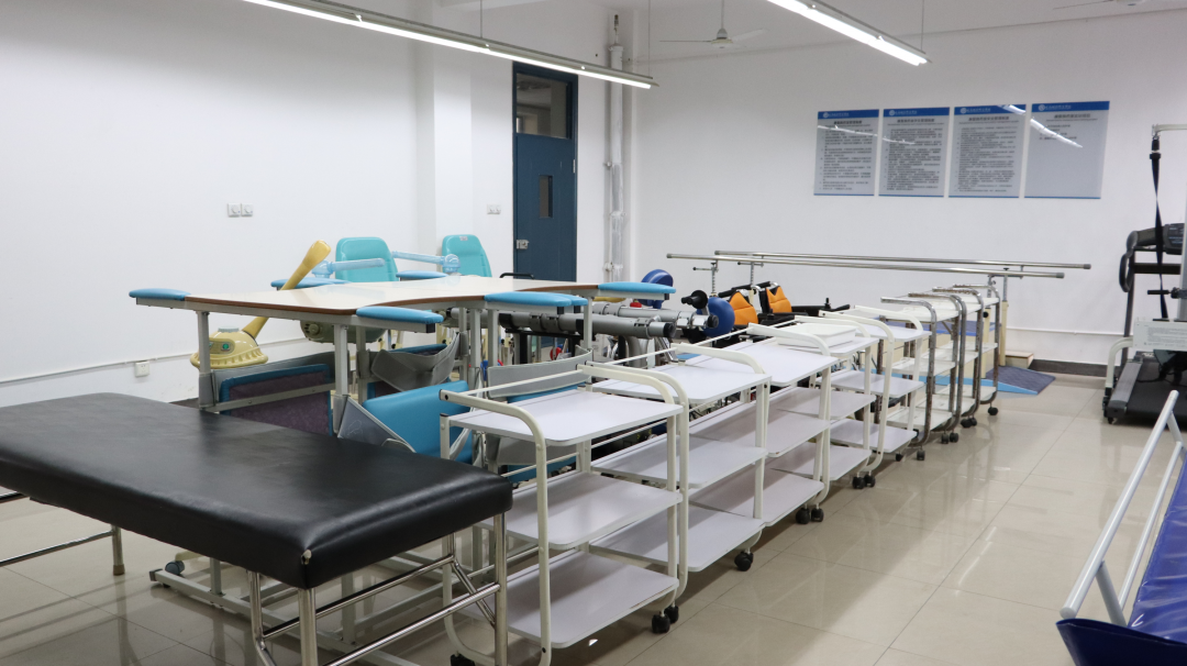 医药类人才的“摇篮”，成都铁路卫生学校的这两个专业有点牛