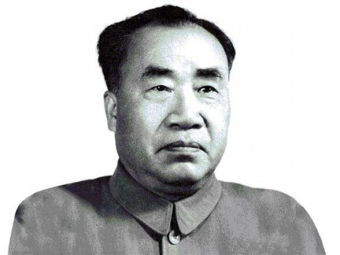 1928年朱德的前妻为钱背叛革命，导致罗亦农被抓，邓小平差点暴露