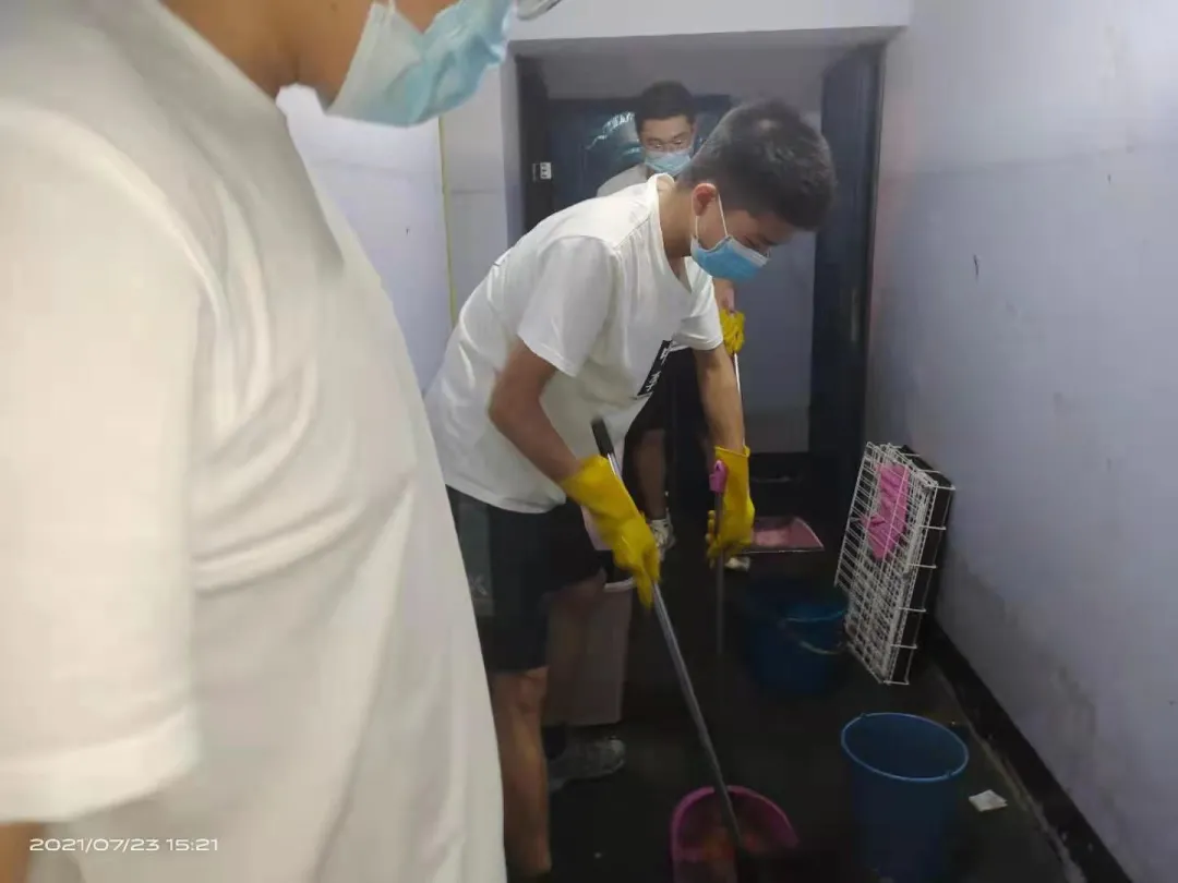 农大人的身影在前，我们“豫”难而上