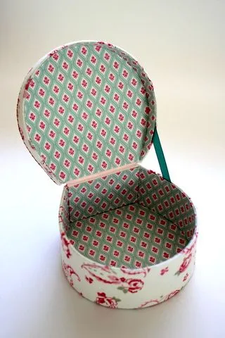 鞋盒手工制作大全(快递纸箱纸盒都不要扔,利用这12种方式改改,家里面