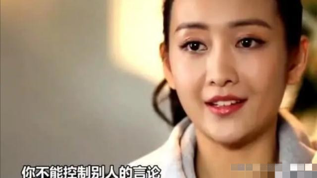 2016年卓伟2个视频引发“夜光剧本”，5小时后杨幂机场被堵